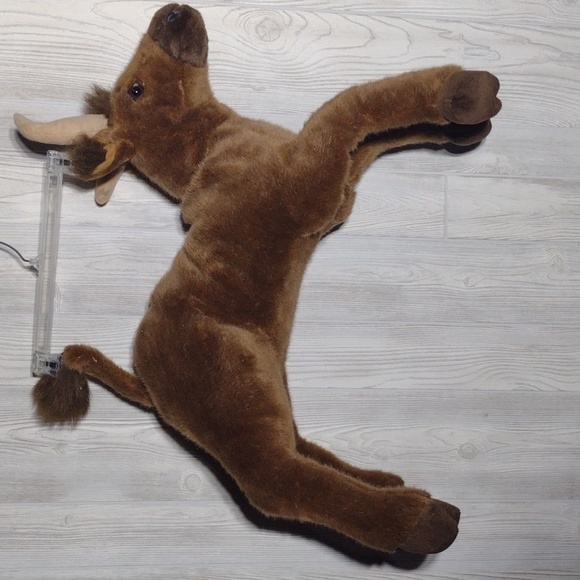 Big Plush Reindeer - Picture 7 of 11